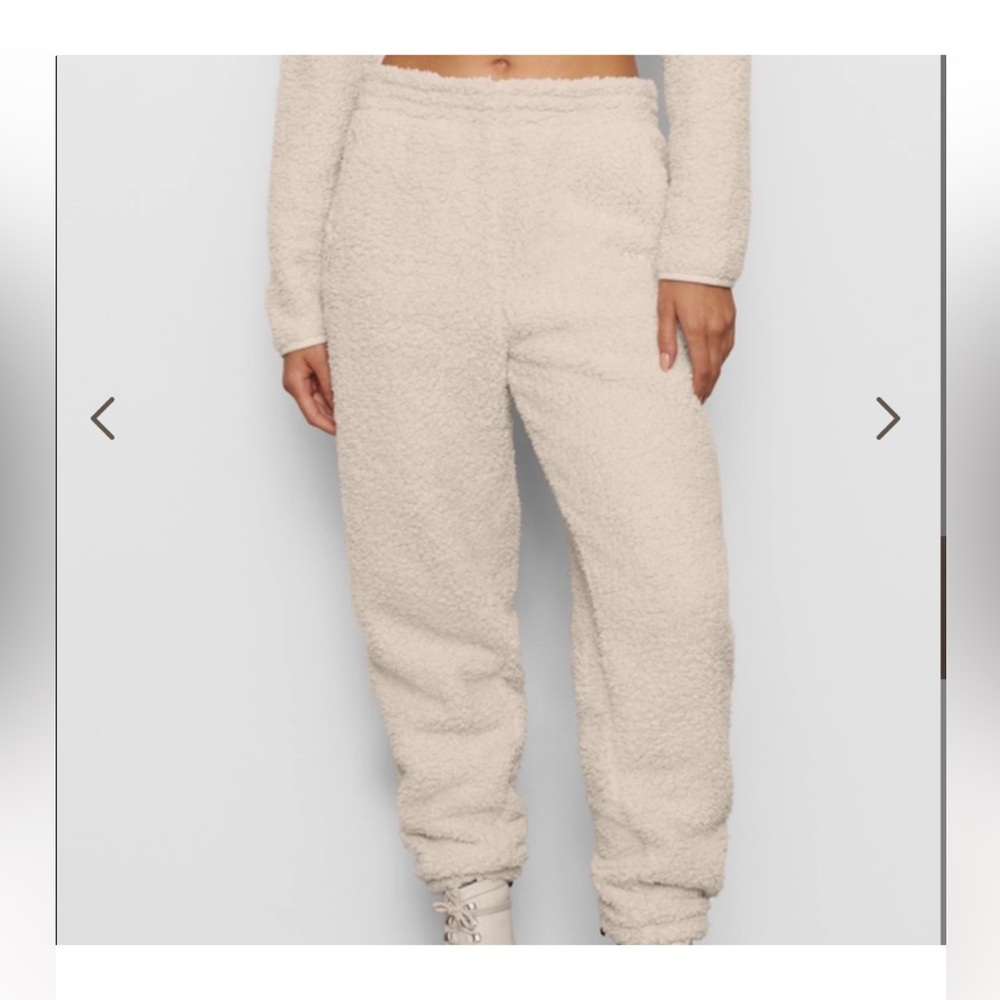 NWT SKIMS Teddy Jogger Sherpa‎ White Loungewear Pants in Bone Off White XL